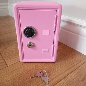 ARDENE Pink Locker Coin Bank w/ key